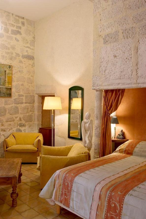 Chateau De Fourcès Εξωτερικό φωτογραφία